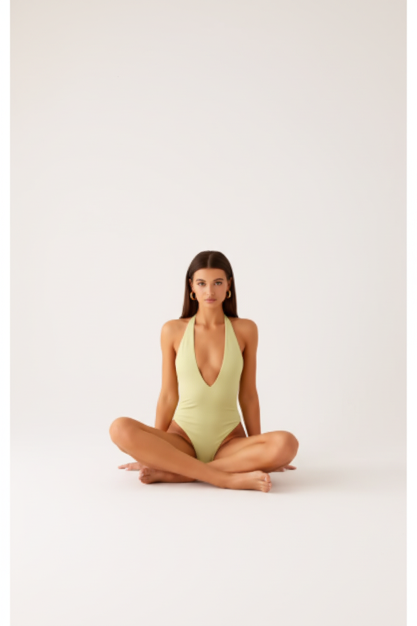 CUERPO ESCOTE PICO - LÚVORA