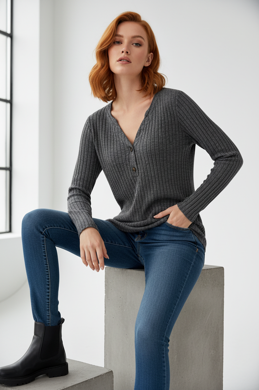 Camiseta de Manga Larga Texturizada con Botones - LÚVORA