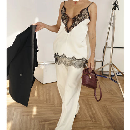 Camisón de Seda Satinada con Encaje - LÚVORA