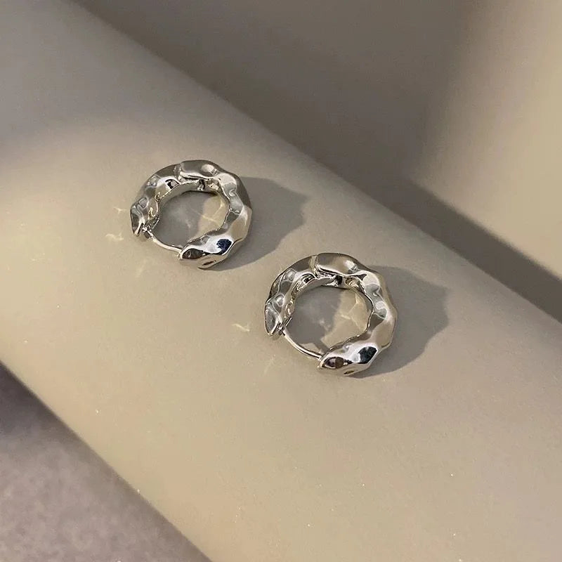 Pendientes Geométricos Elegantes en Oro - LÚVORA