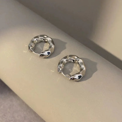 Pendientes Geométricos Elegantes en Oro - LÚVORA