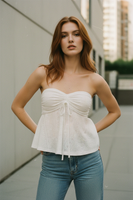 Top Elegante con ajuste personalizable - LÚVORA