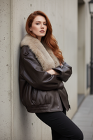 Chaqueta de Cuero Ecólogico con Cuello de Piel Removible - LÚVORA
