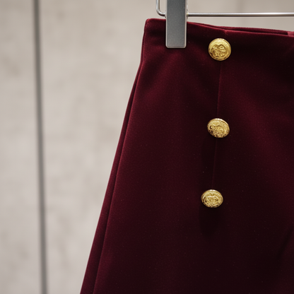 Shorts de Terciopelo con Hebilla Doble - LÚVORA